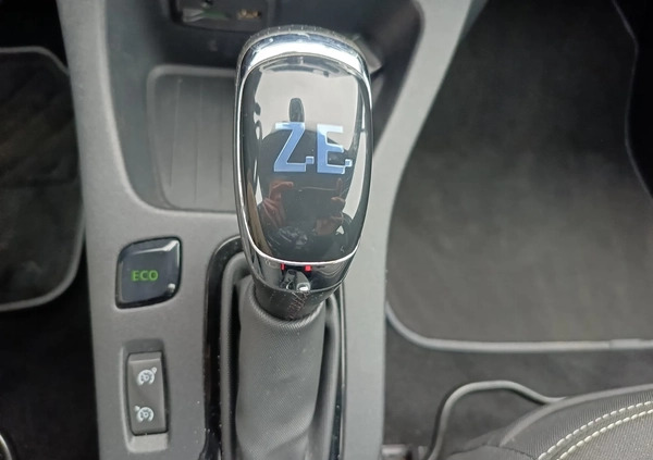 Renault Zoe cena 54900 przebieg: 46119, rok produkcji 2017 z Warszawa małe 497
